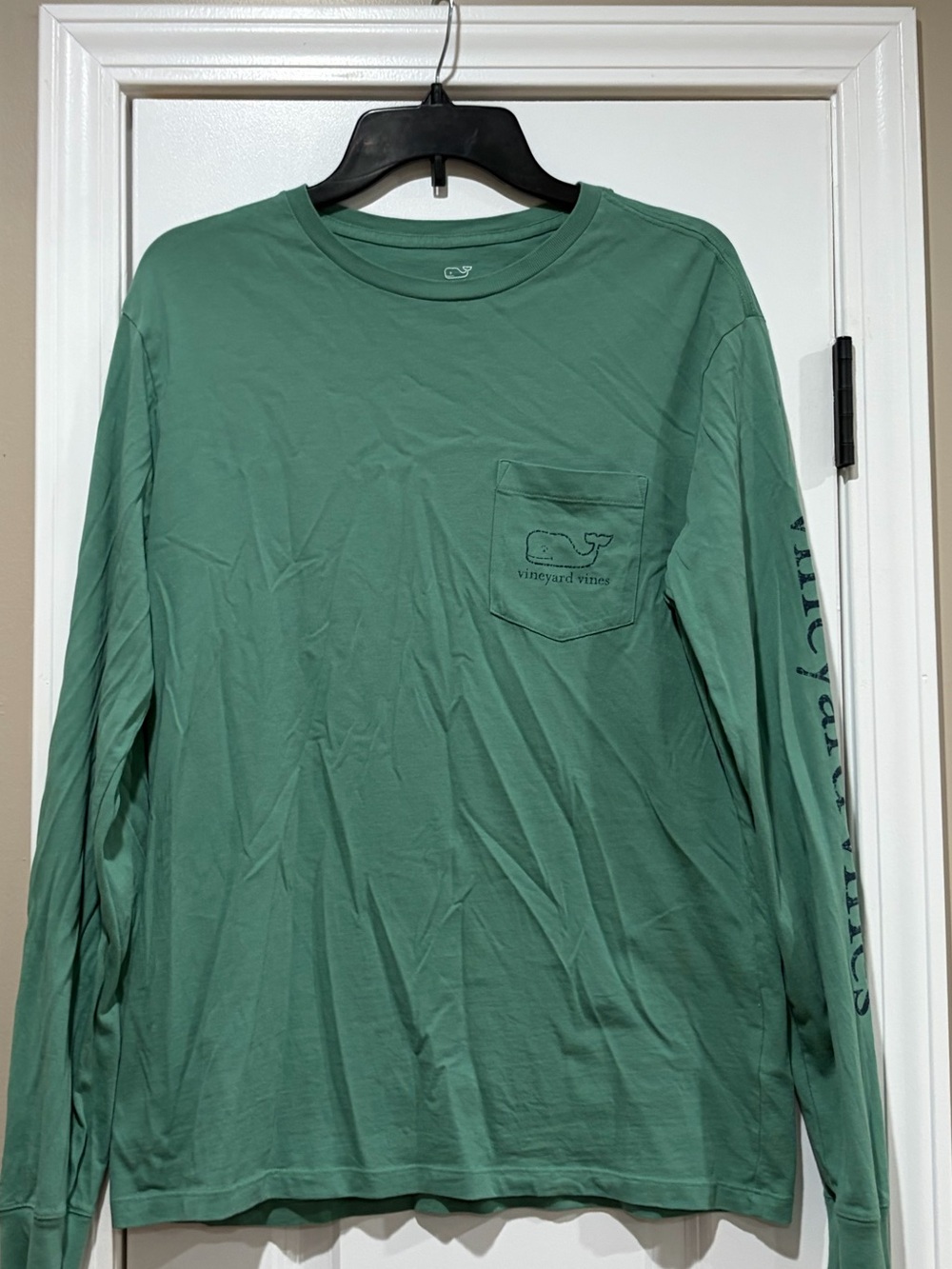 Vineyard Vines Men's Pocket Long-Sleeve Tee in Sea Green